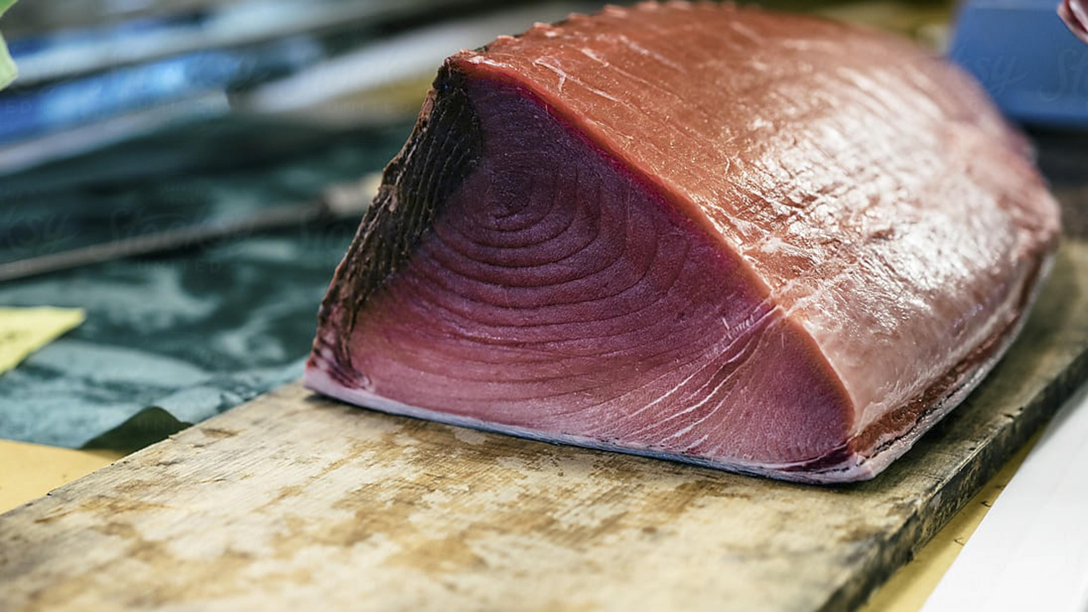Kỹ thuật chế biến cá Ngừ của đầu bếp Nhật Bản